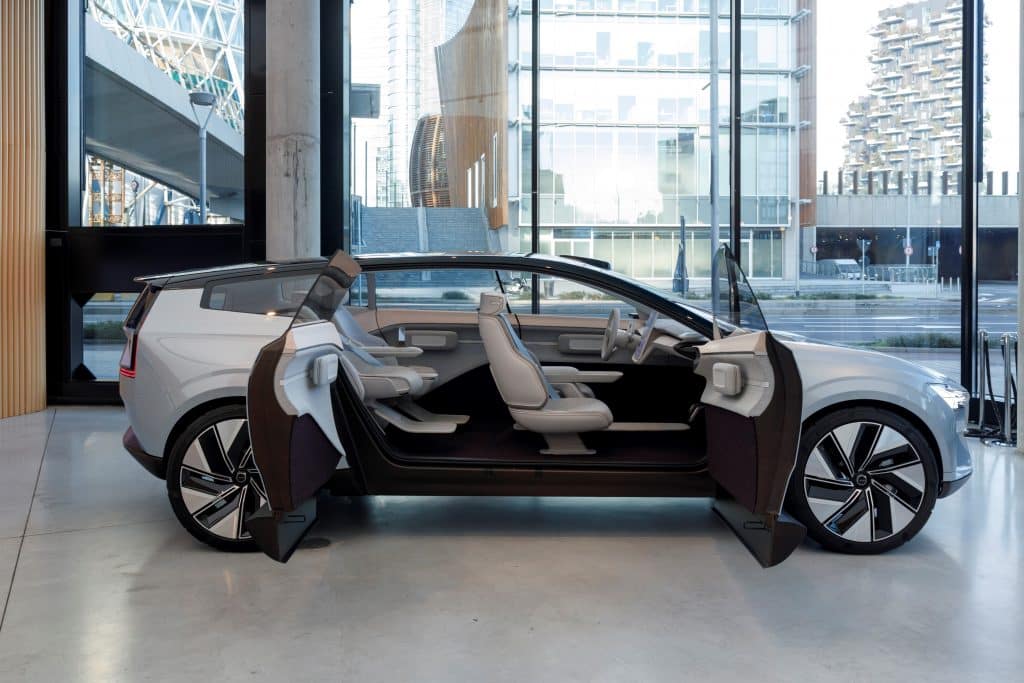 Volvo Concept Recharge esterni | Elettronauti.it