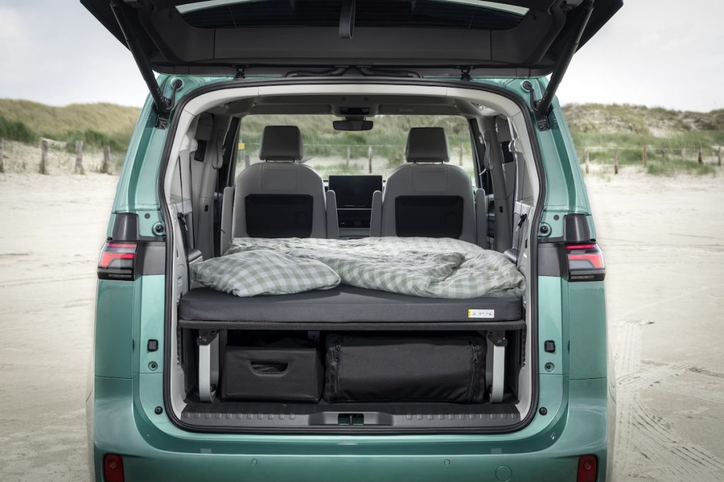 VW ID. Buzz diventa camper col kit notturno  | Elettronauti.it