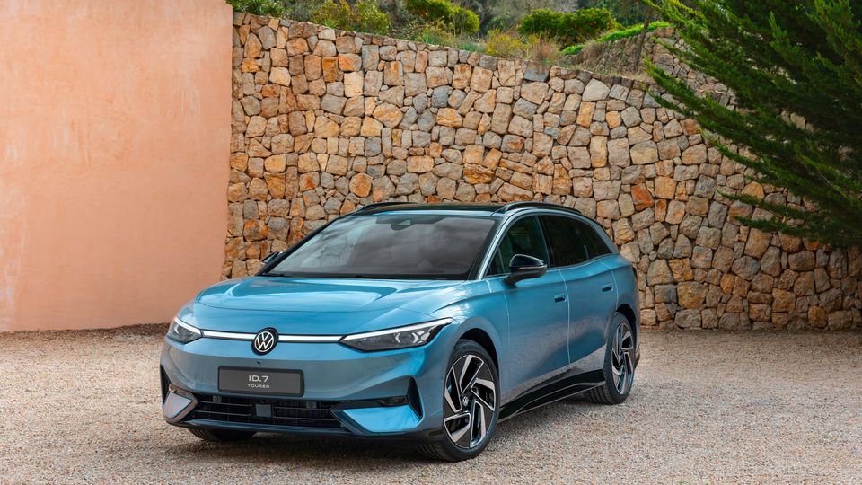 Volkswagen id7 tourer esterni