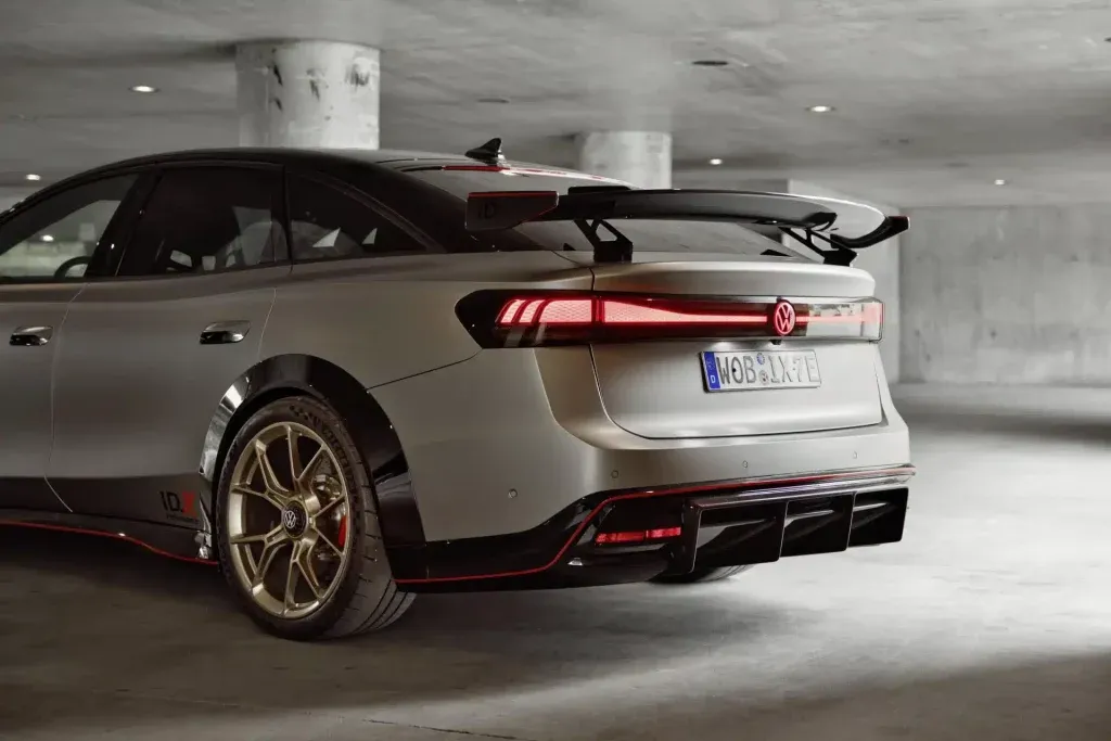 ID.X Performance: la berlina sportiva elettrica di VW | Elettronauti.it
