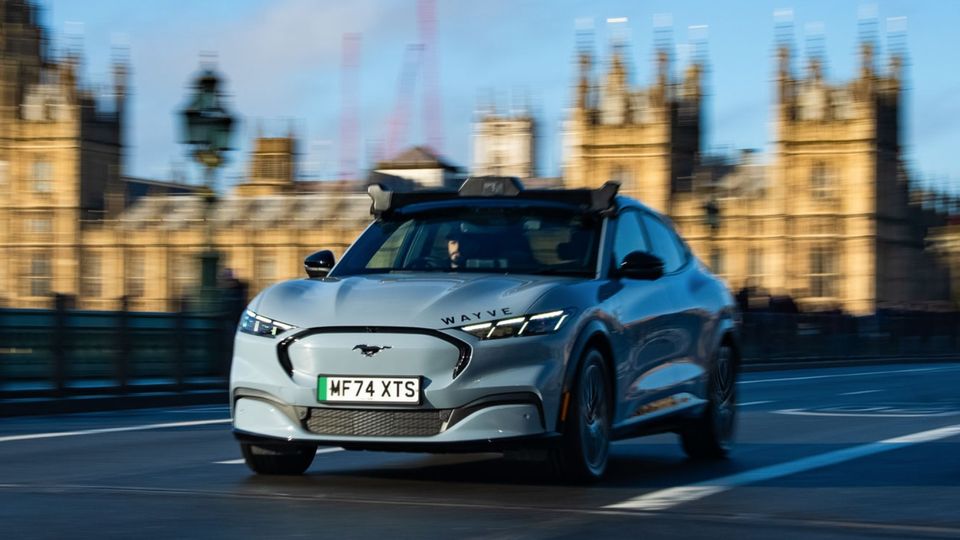 Uber e Wayve Londra
