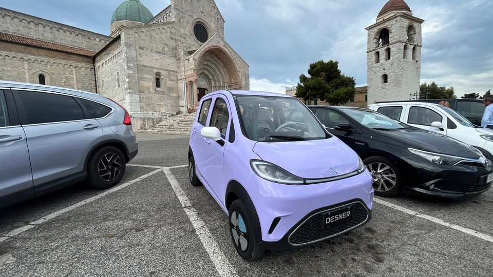 Jinpeng XY, primo quadriciclo 4 porte in Ialia