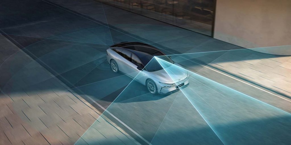 XPeng Motors presenta a Parigi la P7+ a ed i prezzi di prevendita | Elettronauti.it