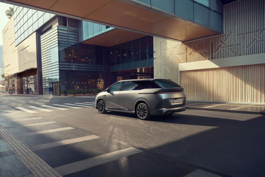 Xpeng X9 arriva in Germania: prezzi e autonomia del van EV | Elettronauti.it