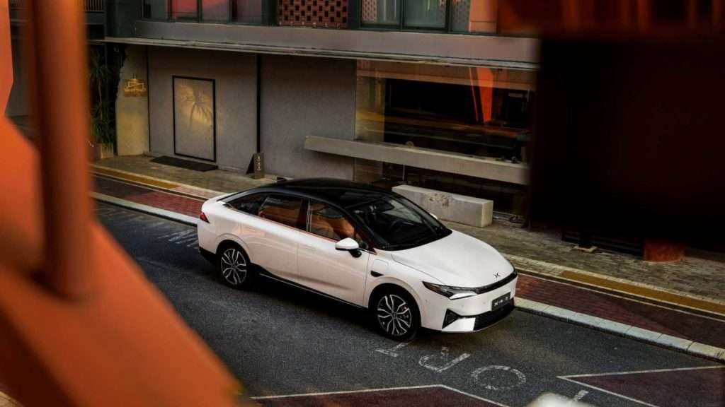 xpeng p5 tetto