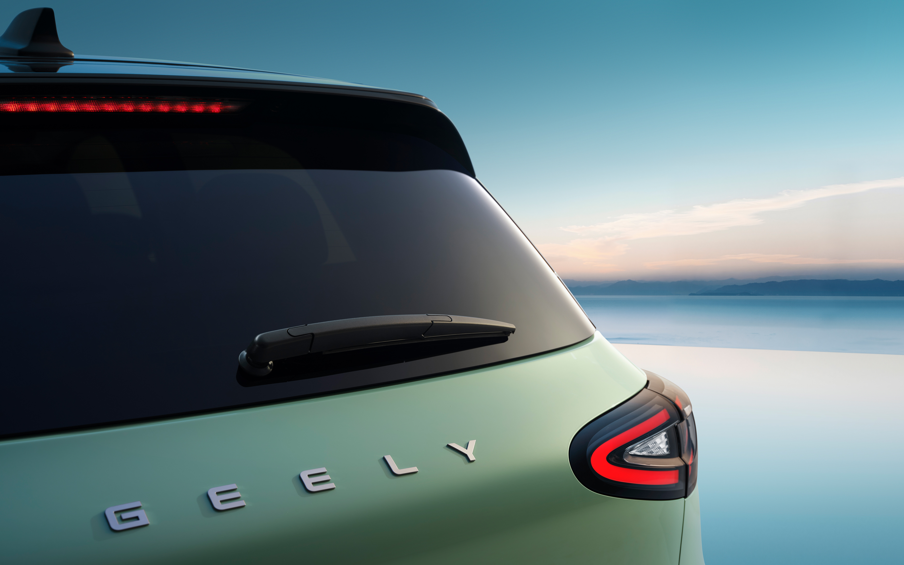 Elettronauti.it Geely EX2 Faro Posteriore