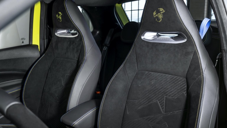 Abarth 500e Scorpionissima