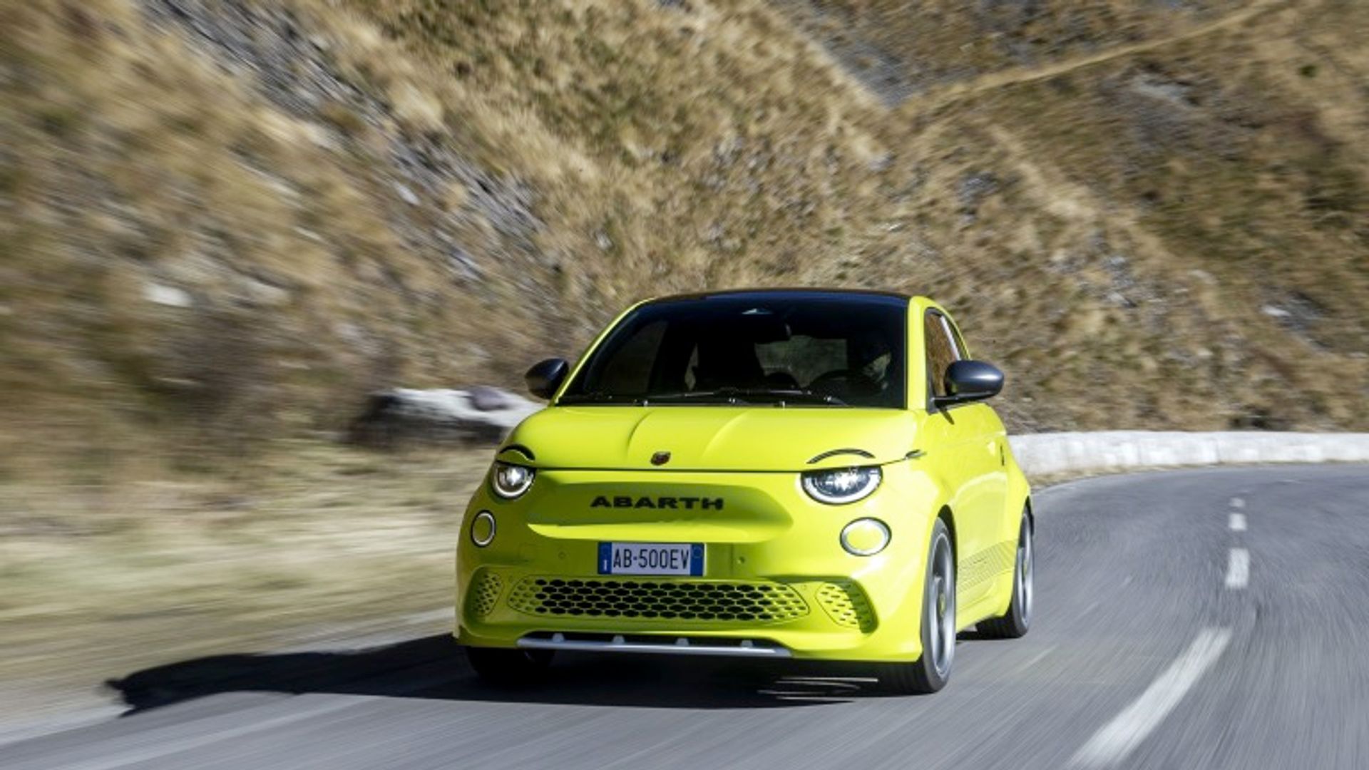 Abarth 500e Scorpionissima