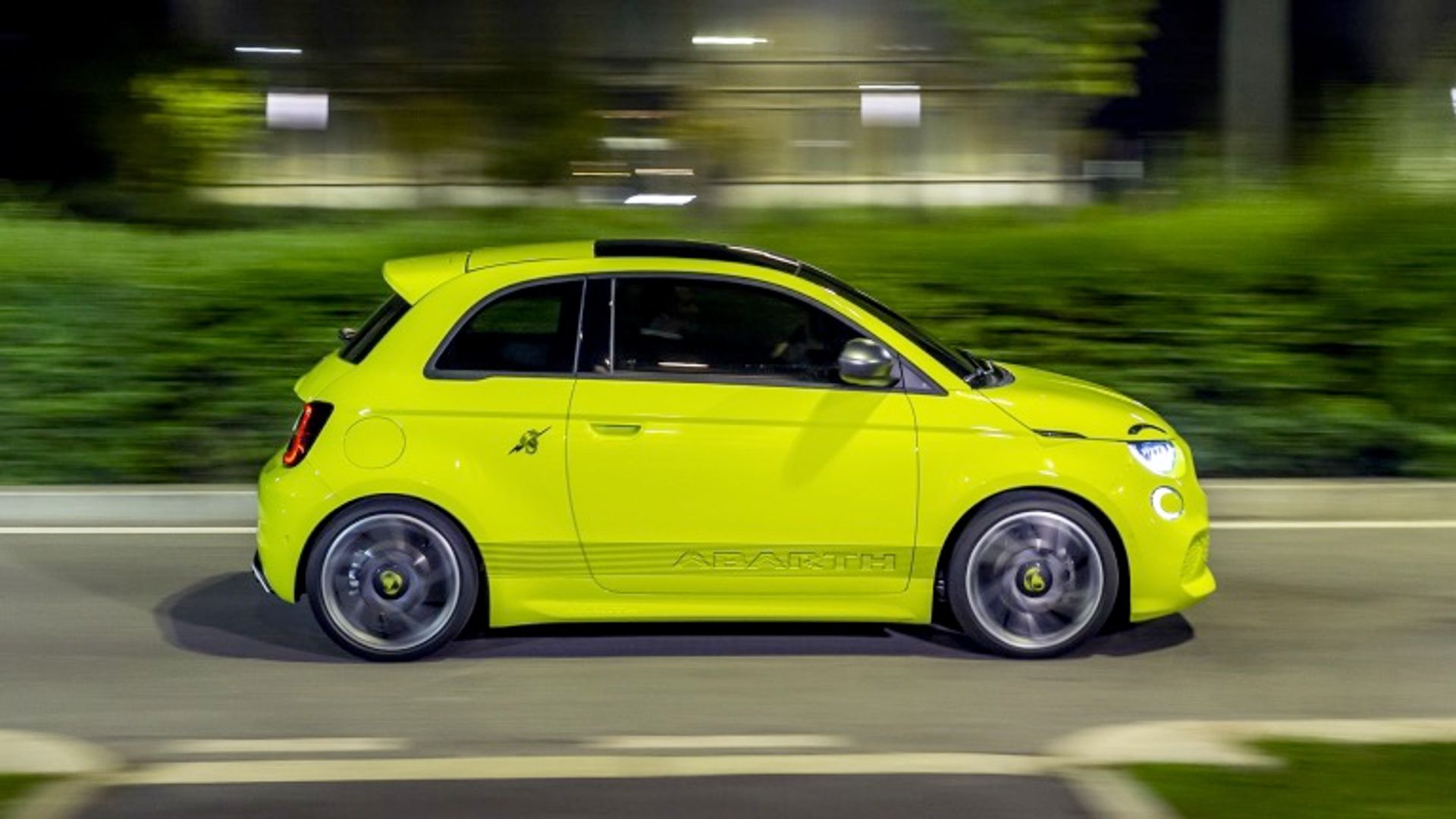 Abarth 500e Scorpionissima