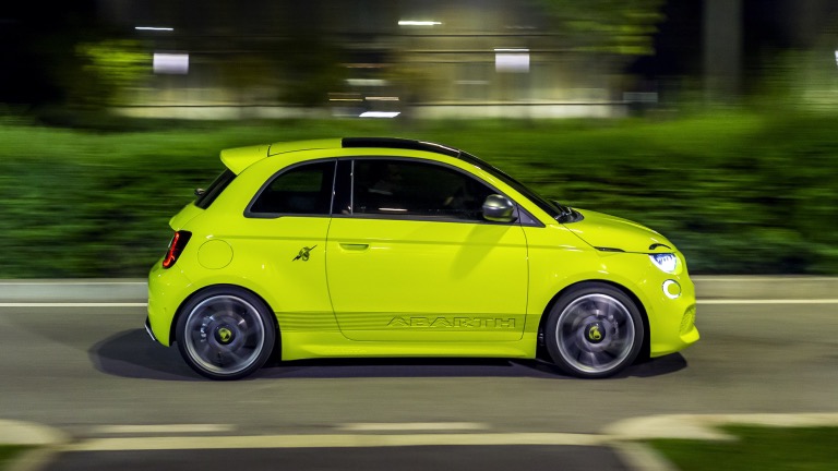 Abarth 500e Scorpionissima