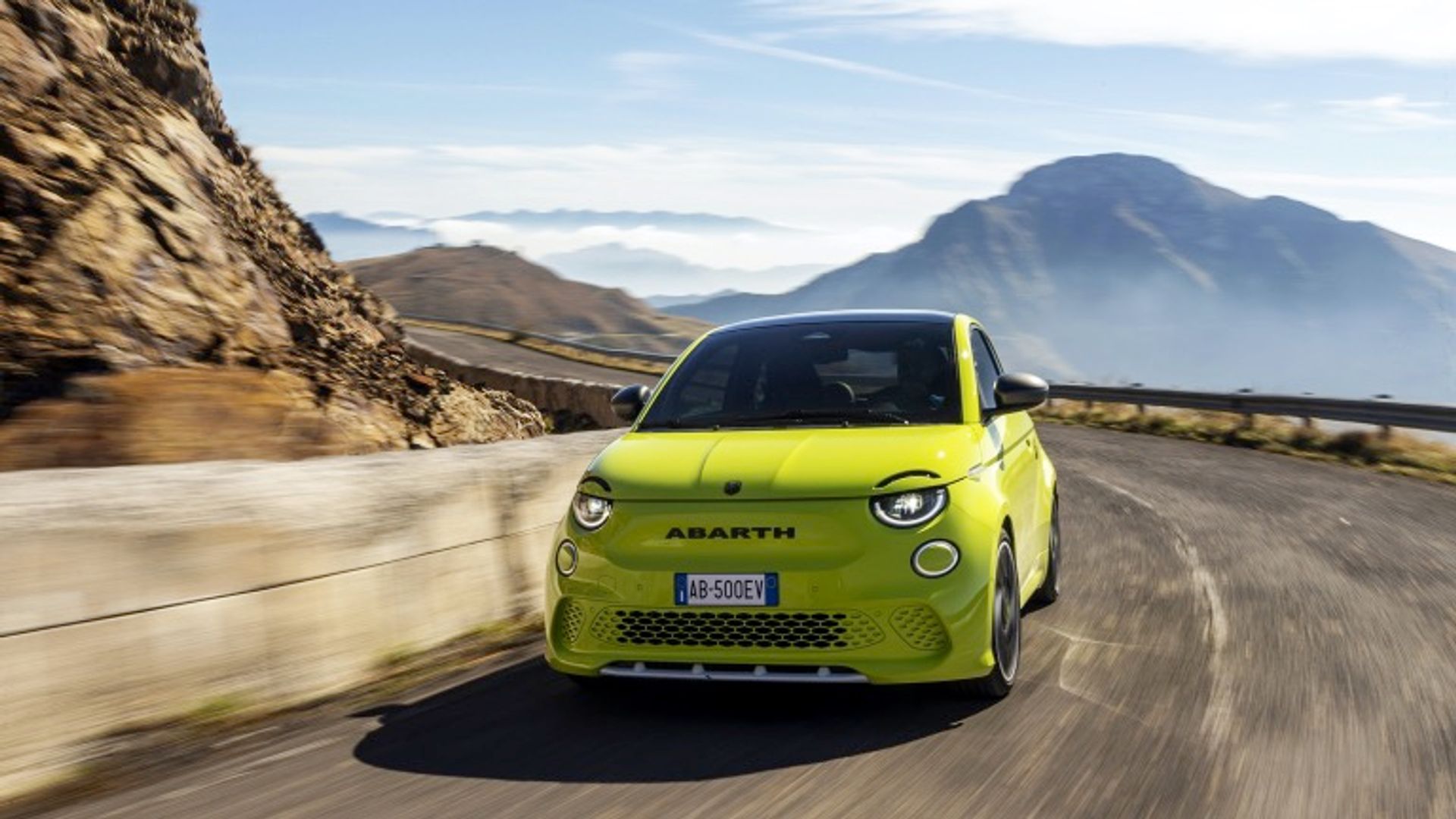 Abarth 500e Scorpionissima