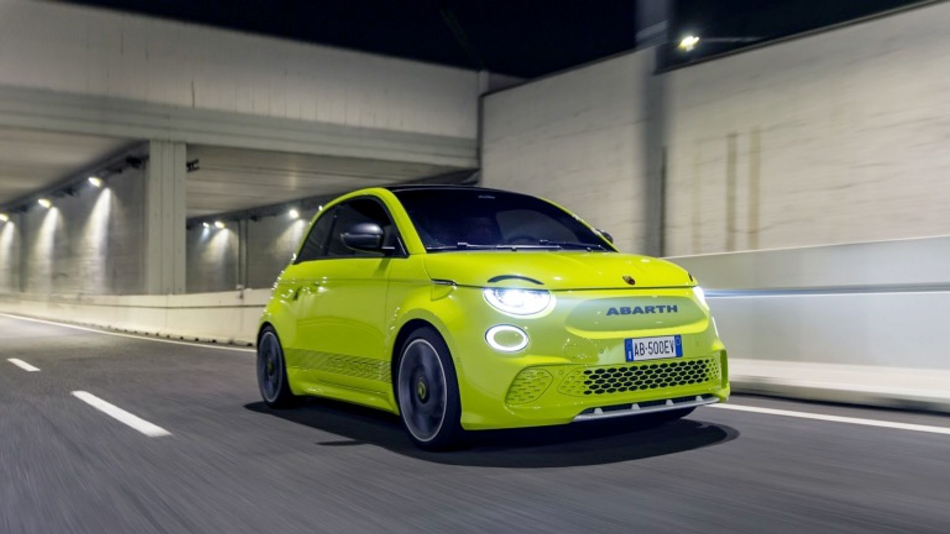 Abarth 500e Scorpionissima