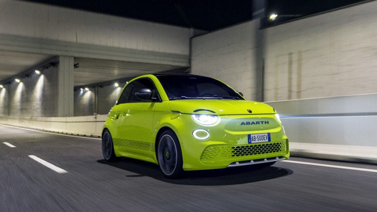 Abarth 500e Scorpionissima