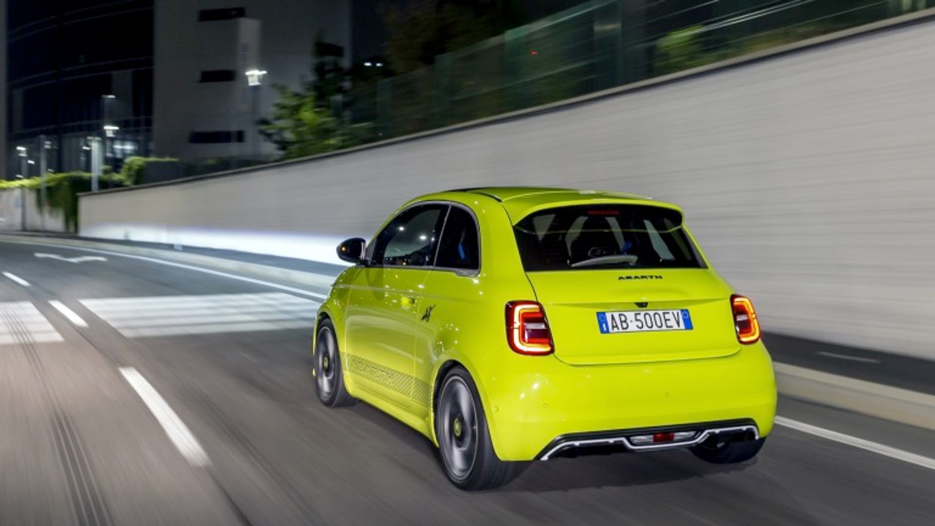 Abarth 500e Scorpionissima