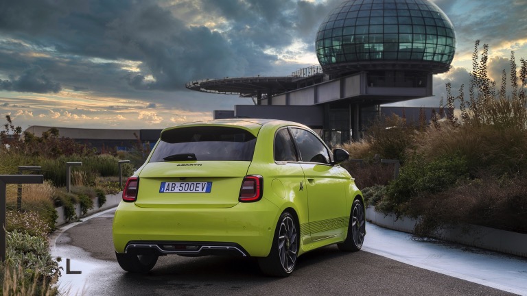 Abarth 500e Scorpionissima