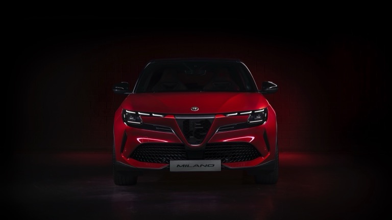 Alfa Romeo Junior Elettrica 54 kWh
