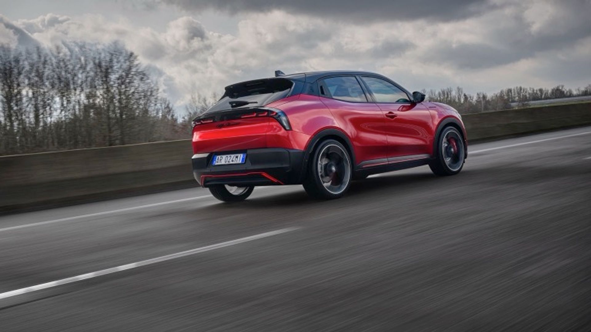 Alfa Romeo Junior Elettrica 54 kWh