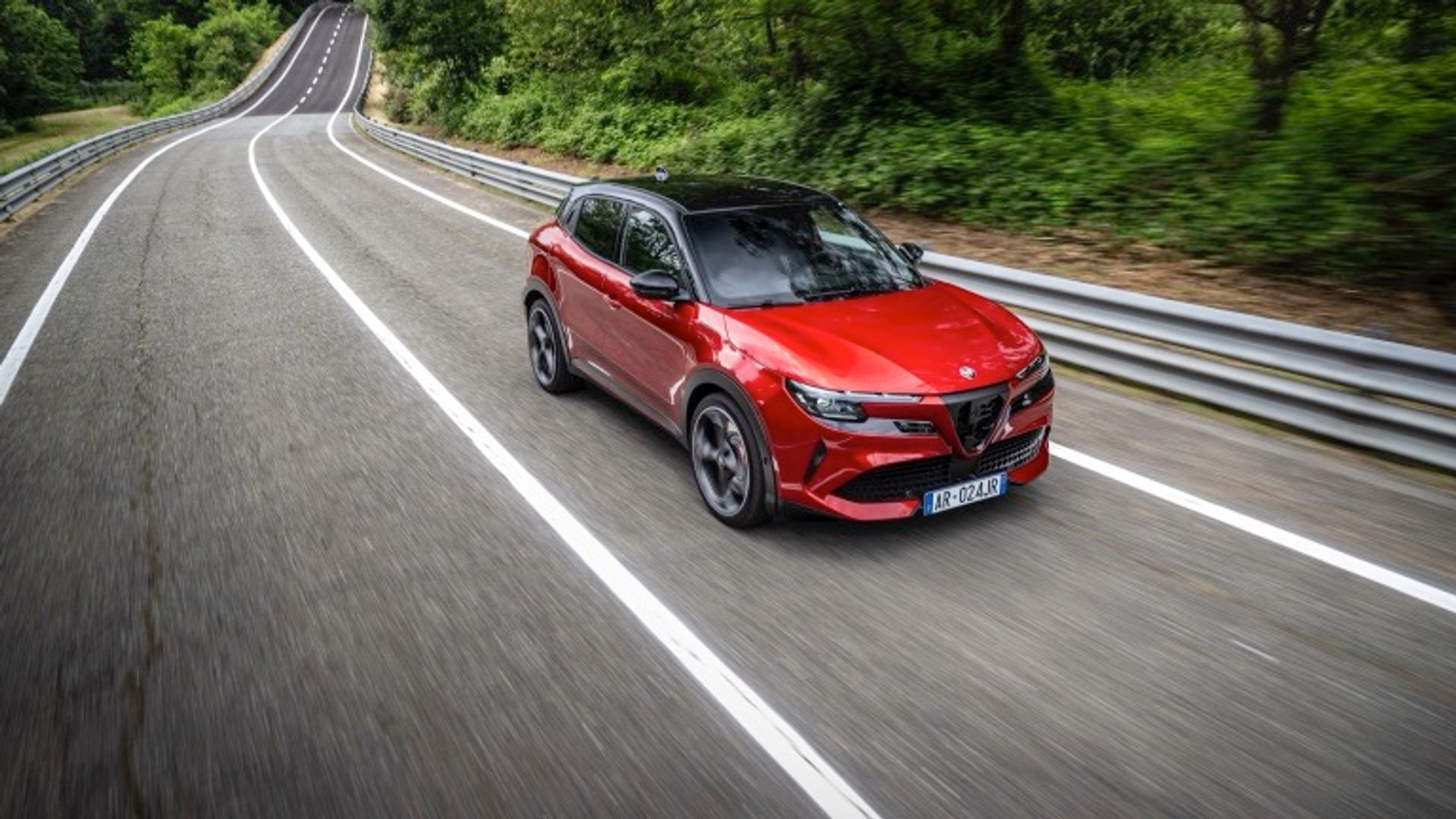 Alfa Romeo Junior Elettrica 54 kWh