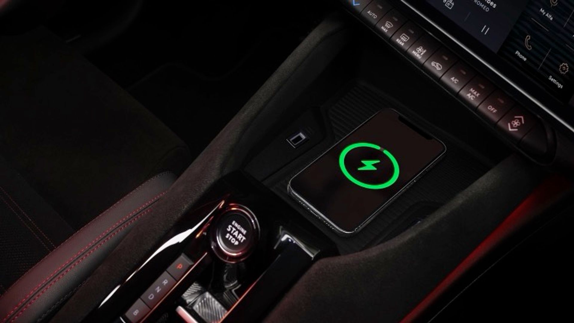 Alfa Romeo Junior Elettrica 54 kWh