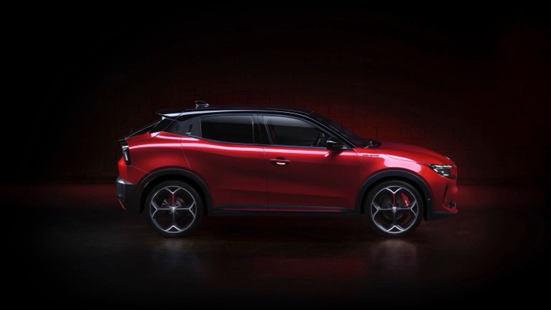 Alfa Romeo Junior Elettrica 54 kWh