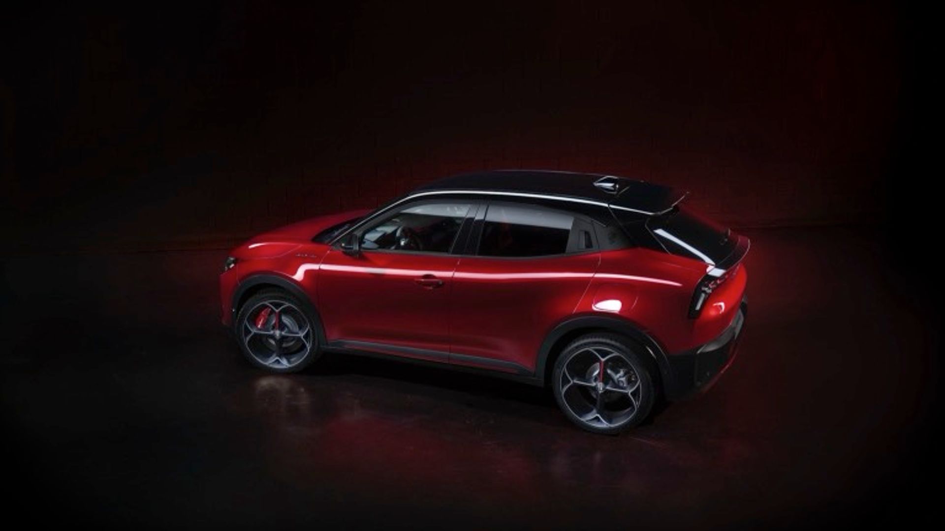 Alfa Romeo Junior Elettrica 54 kWh