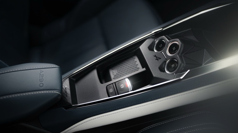 Elettronauti - Alpine A290 GT - Nero - Esterno - Vista anteriore a tre quarti