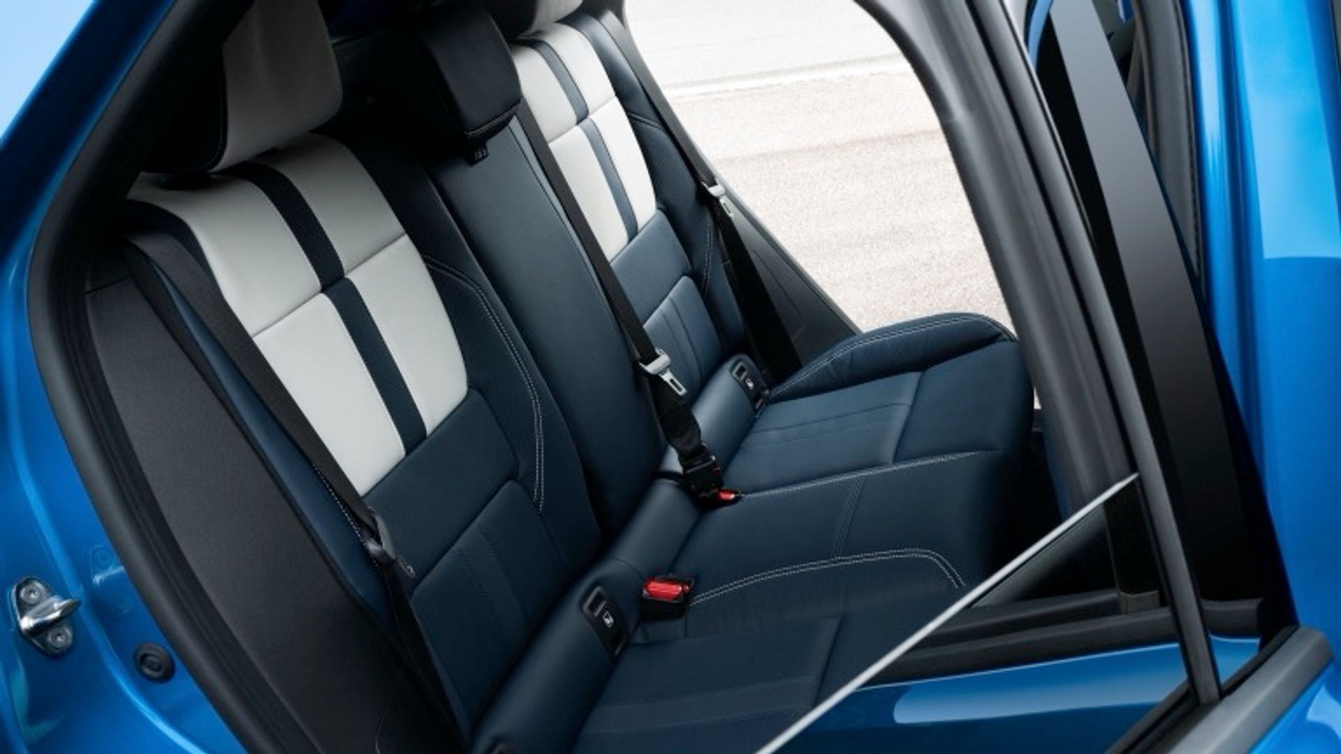 Elettronauti - Alpine A290 GT - Blu - Esterno - Vista anteriore a tre quarti