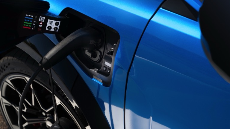 Elettronauti - Alpine A290 GT - Blu - Esterno - Vista anteriore a tre quarti