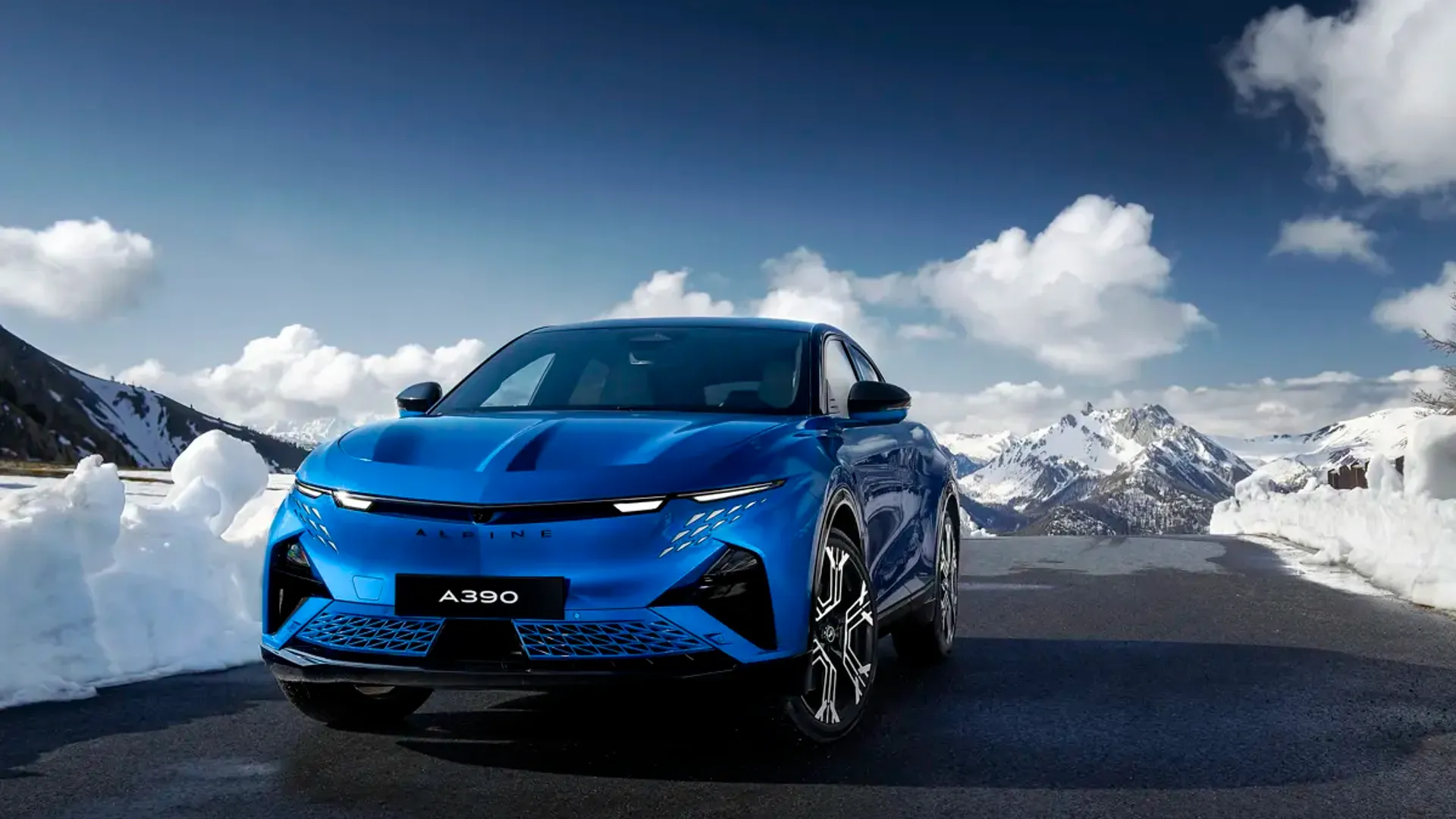 Elettronauti - Alpine A390 GT - Blu - Esterno - Vista anteriore a tre quarti