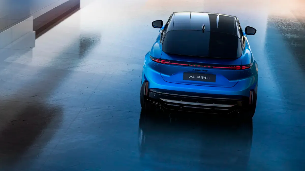Elettronauti - Alpine A390 GT - Blu - Esterno - Vista anteriore a tre quarti