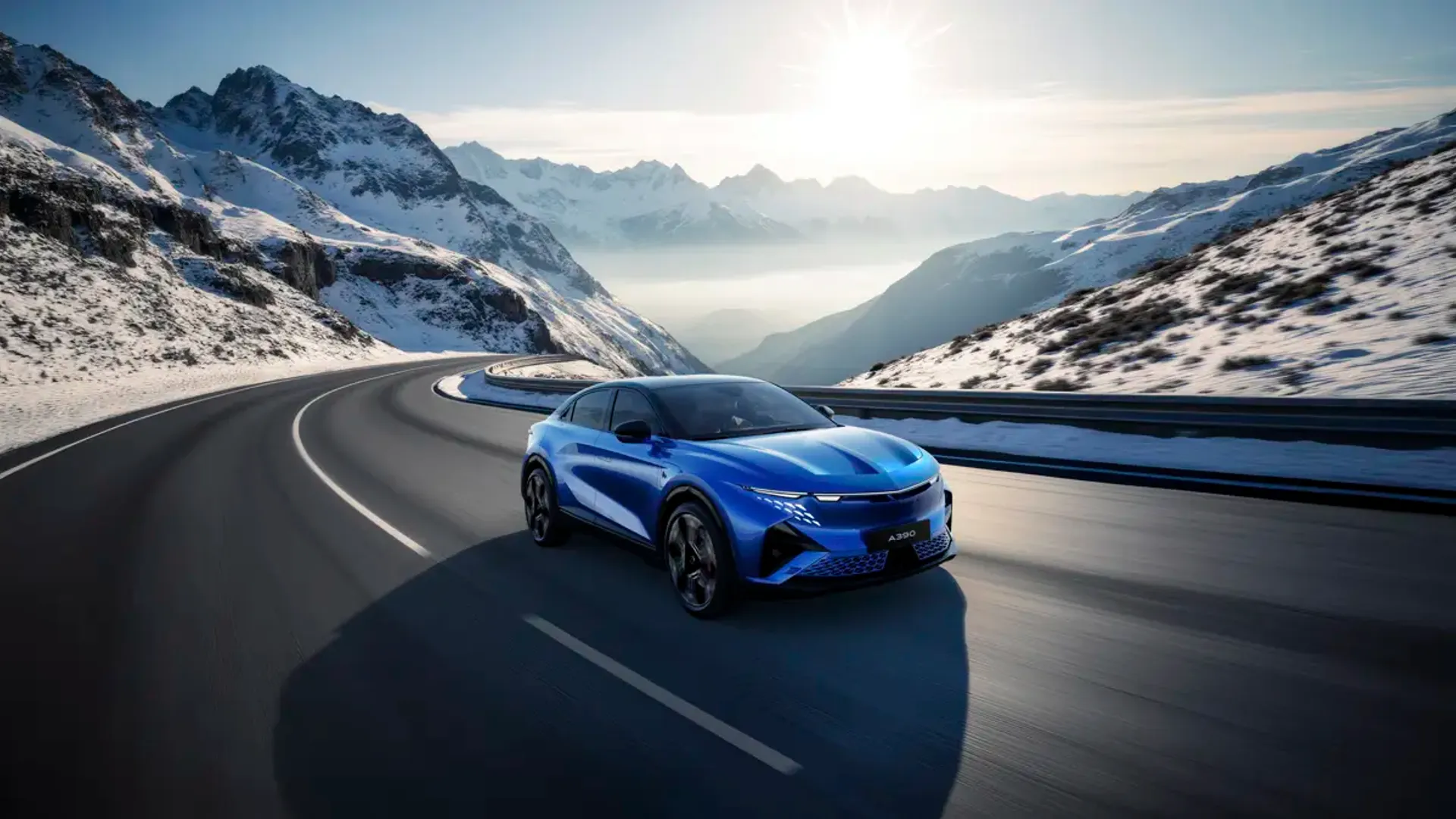 Elettronauti - Alpine A390 GT - Blu - Esterno - Vista anteriore a tre quarti