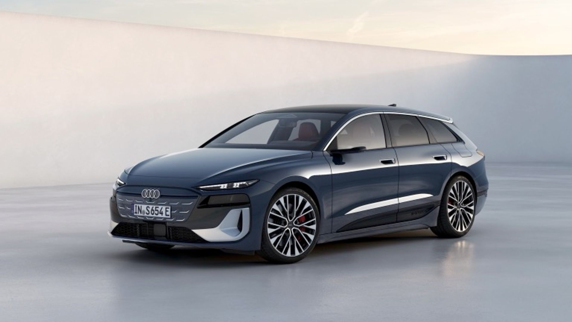 Audi S6 Avant e-tron