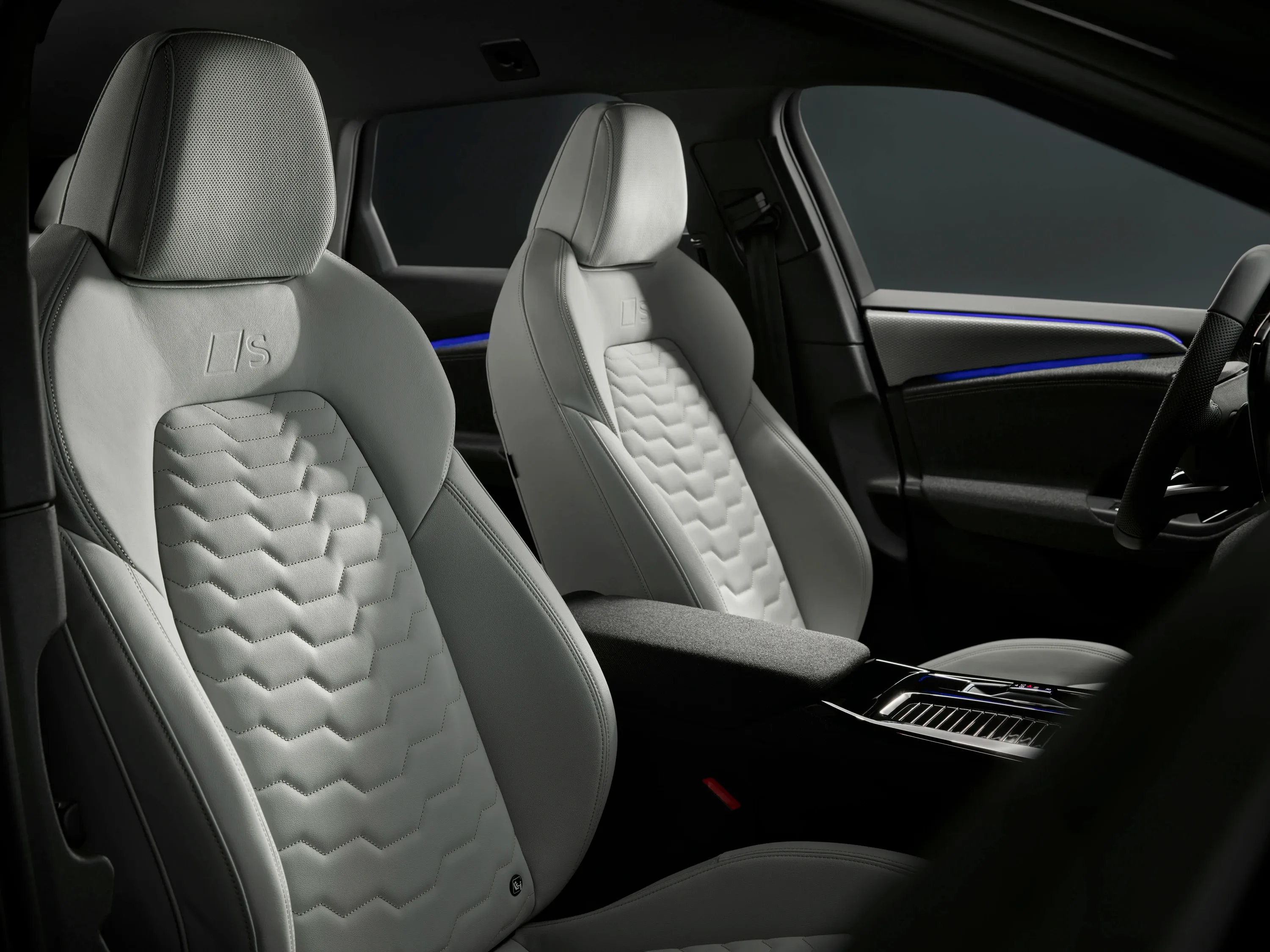 Elettronauti - Audi A6 Avant