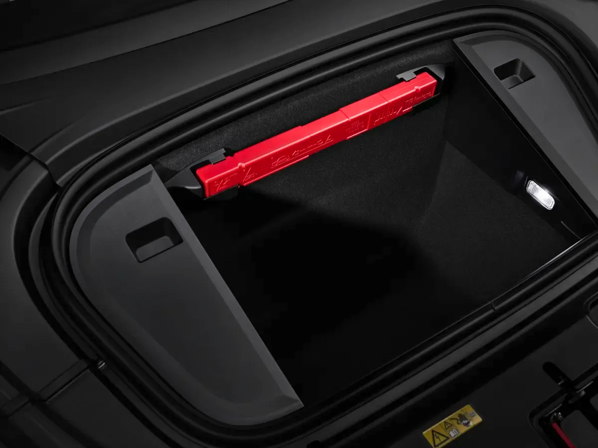 Elettronauti - Audi RS e-tron GT - Vano di carico - Bagagliaio anteriore