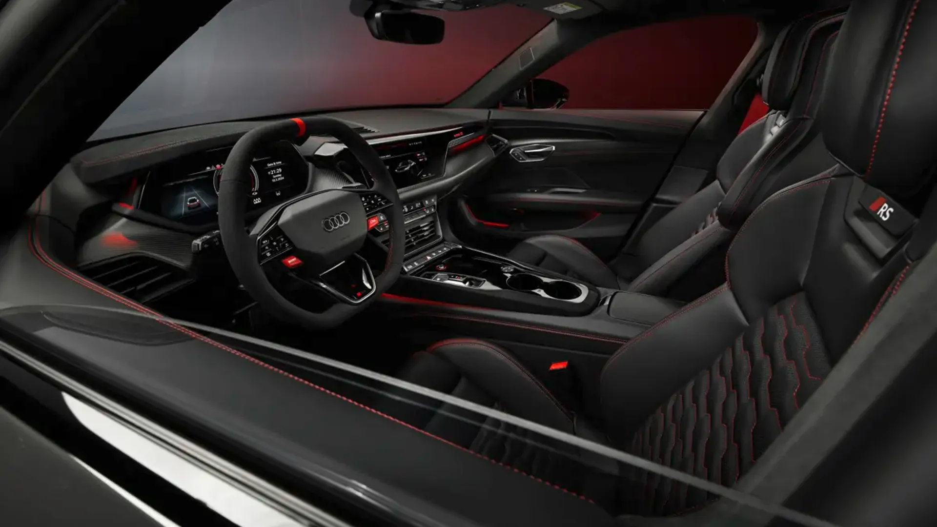 Elettronauti - Audi RS e-tron GT - Plancia - Vista della plancia
