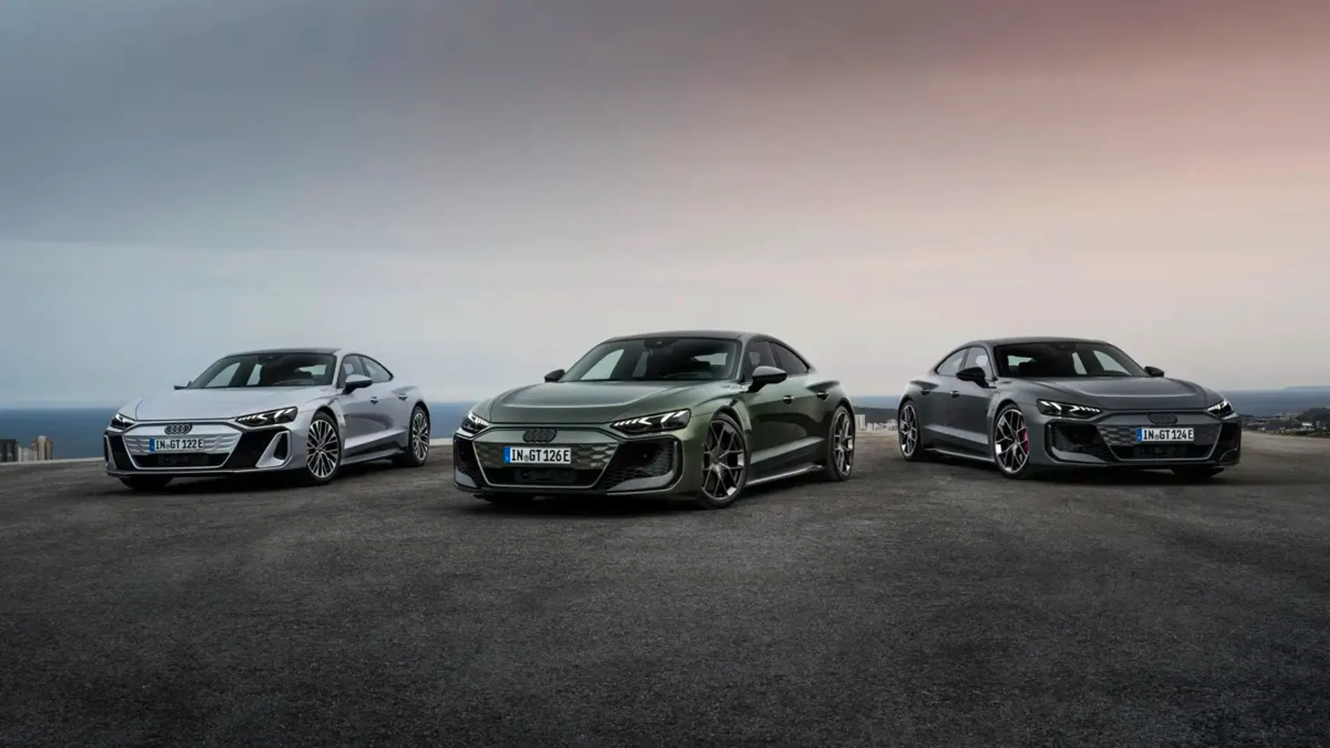 Elettronauti - Audi RS e-tron GT - Viola - Esterno - Vista anteriore a tre quarti