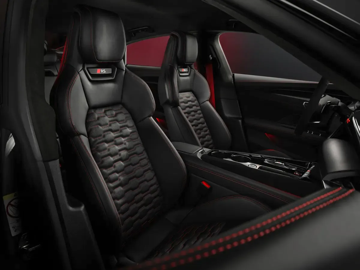 Elettronauti - Audi RS e-tron GT - Nero - Sedili - Sedili anteriori