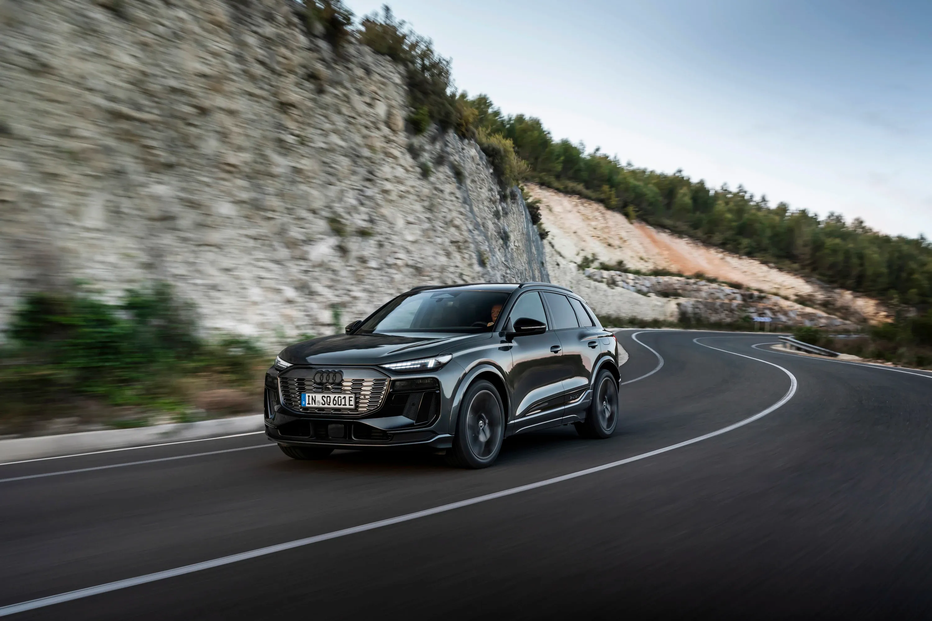 Elettronauti - Audi Q6