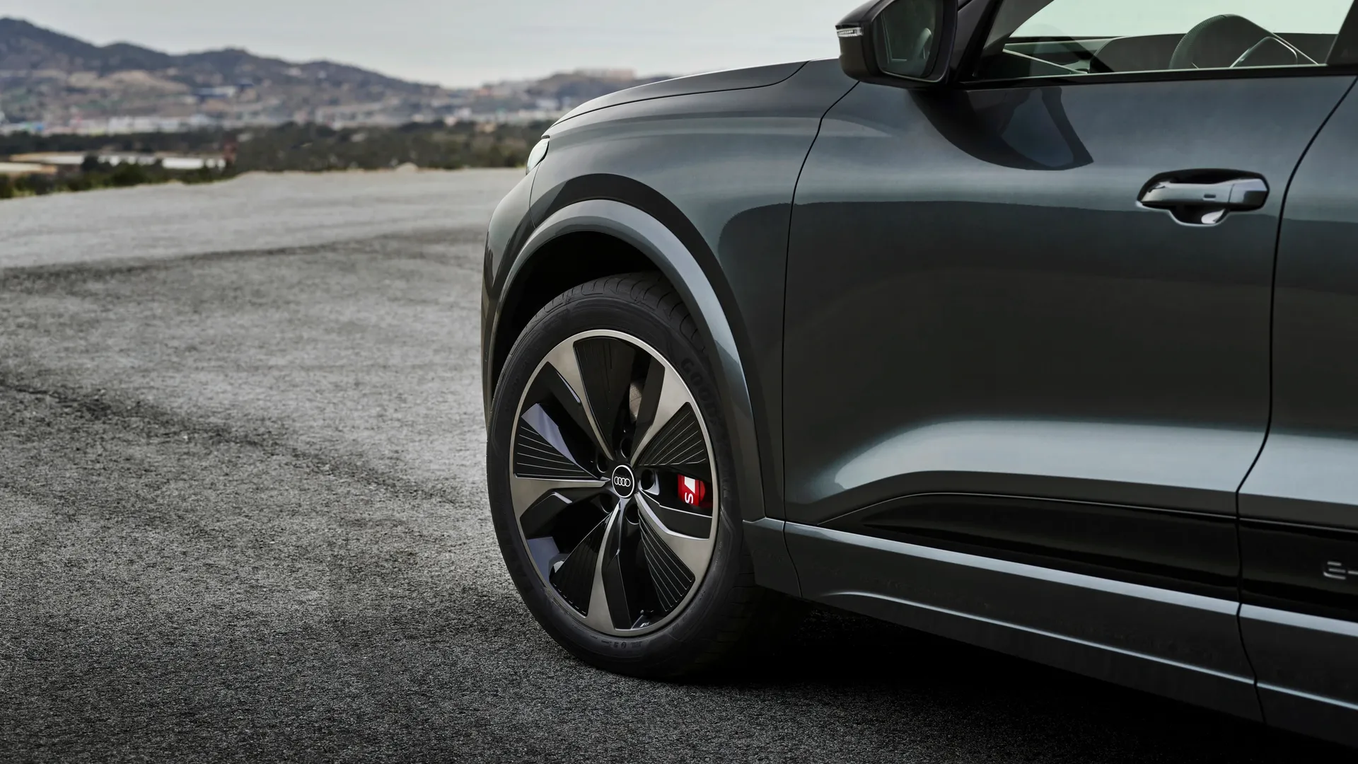 Elettronauti - Audi Q6