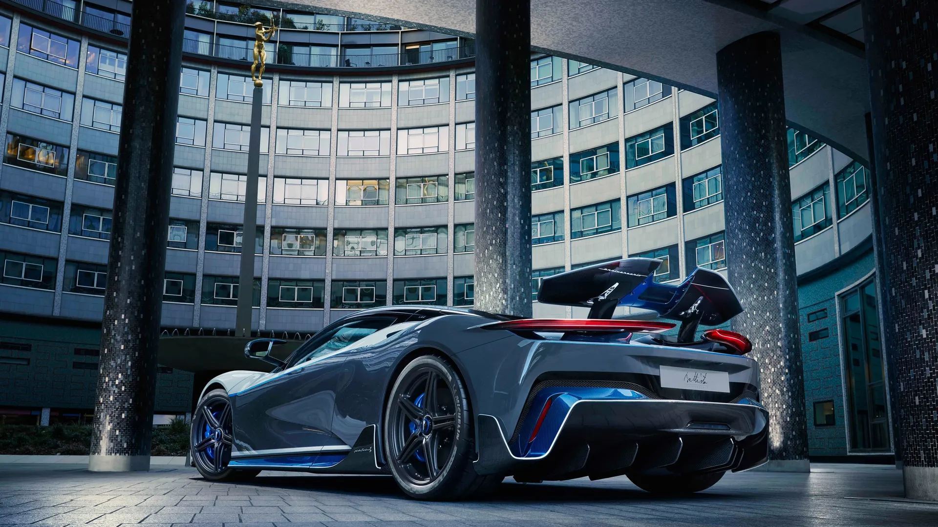 Automobili Pininfarina Battista
