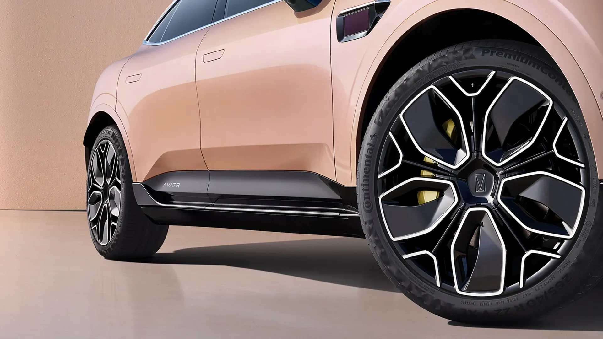 AVATR 11 AWD EV