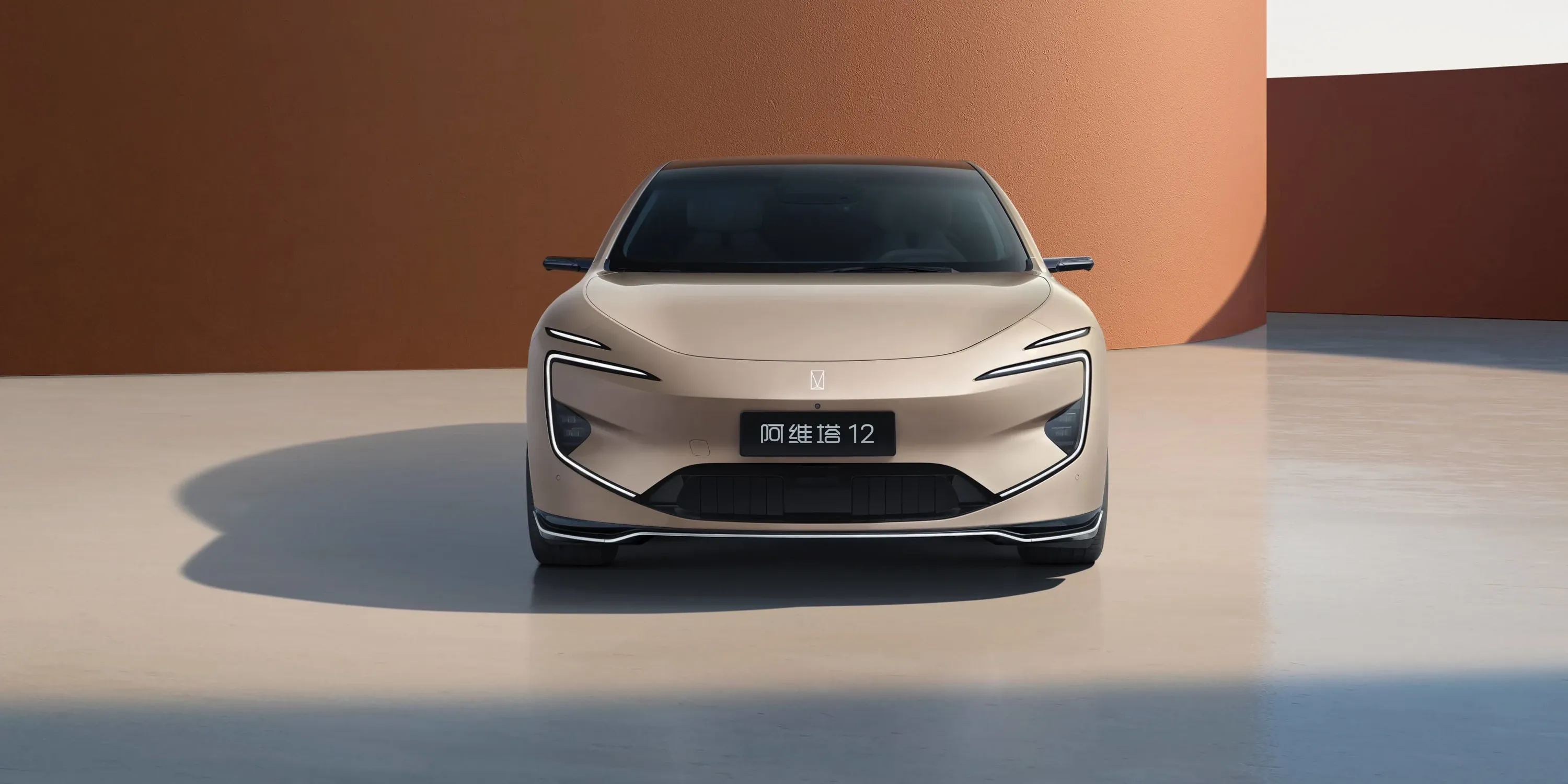 AVATR 12 AWD EV