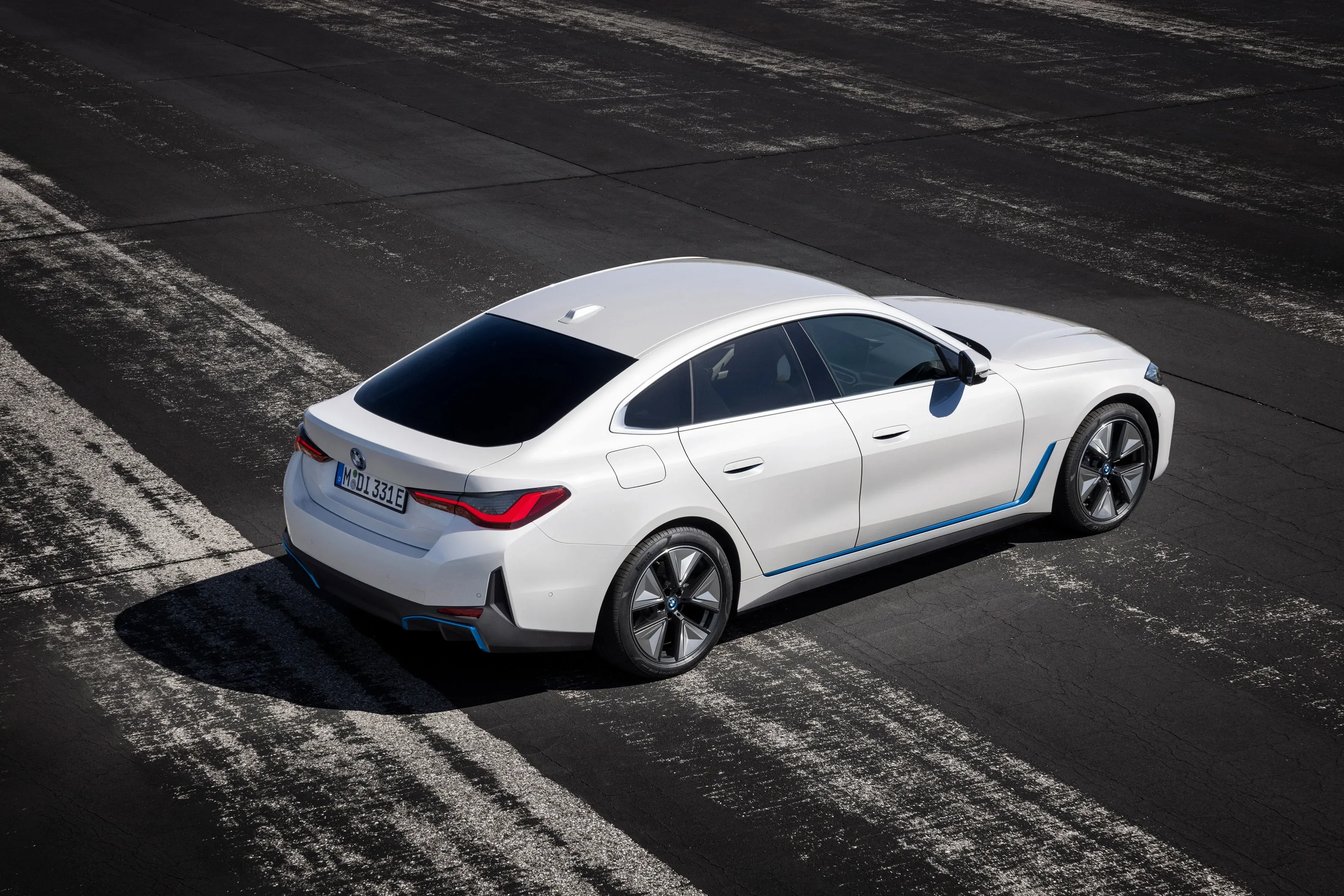 BMW i4 eDrive35