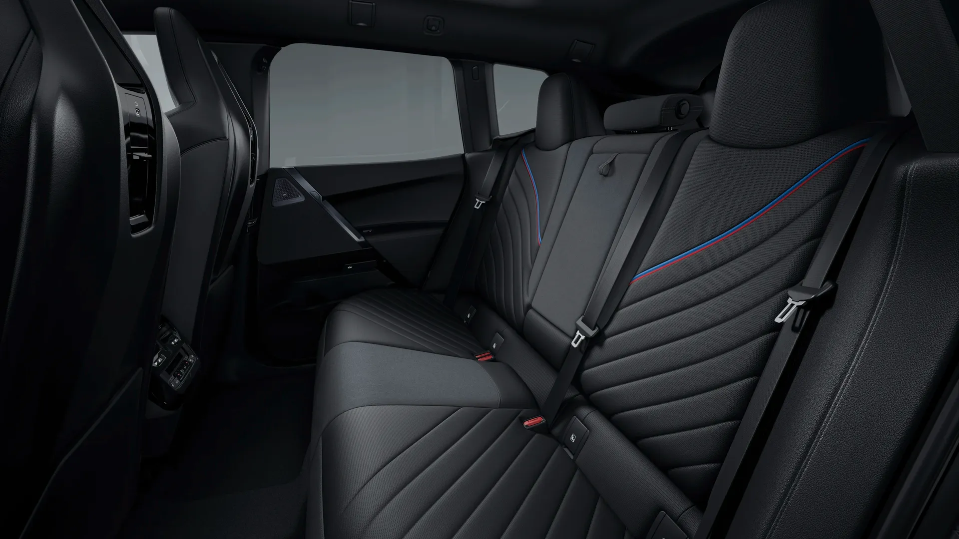 BMW iX M70 xDrive