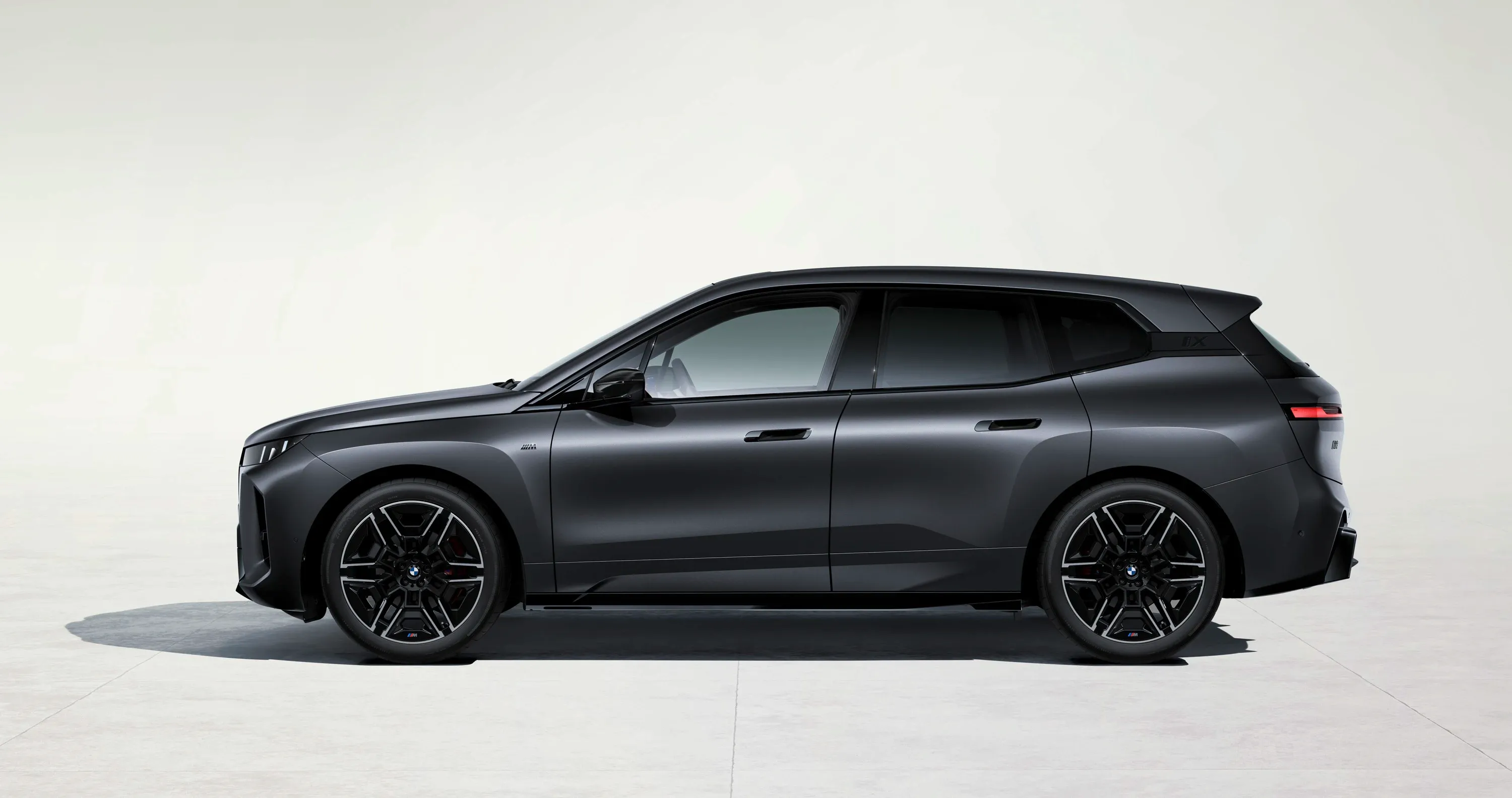 BMW iX M70 xDrive
