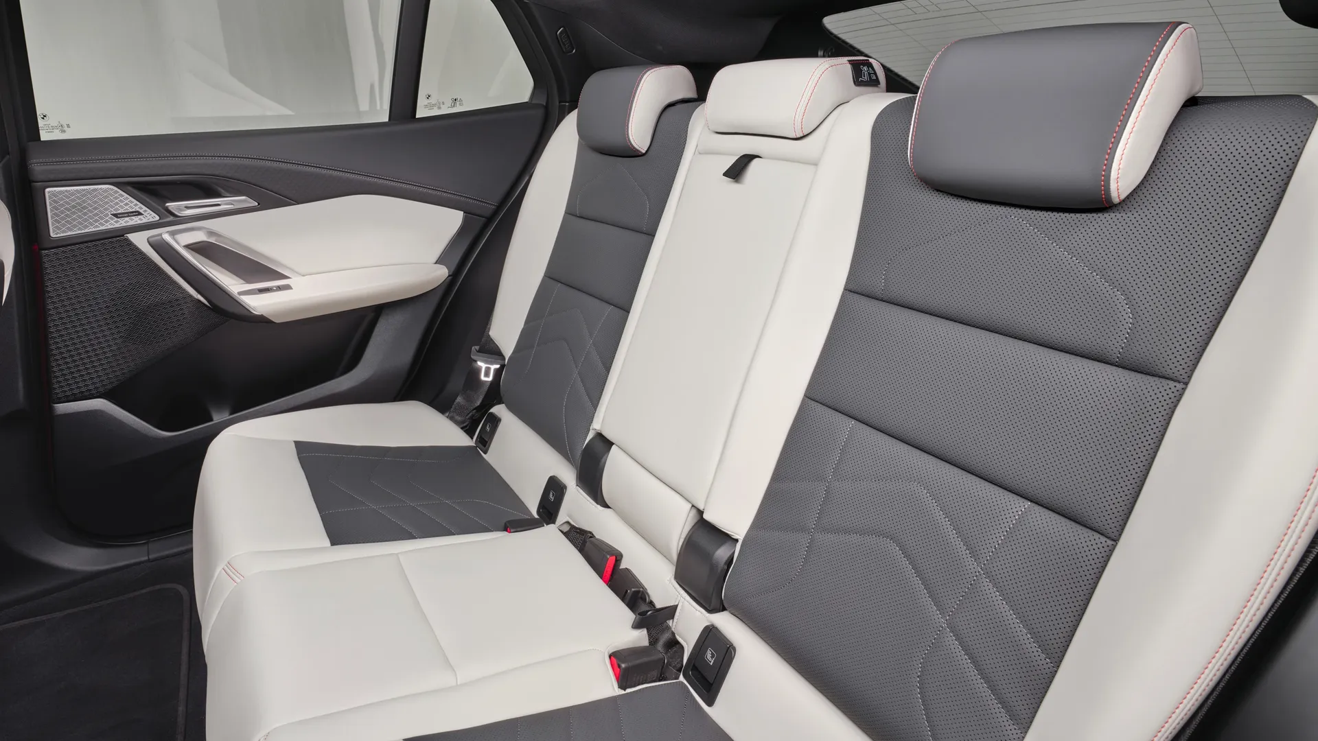 BMW iX2 eDrive20