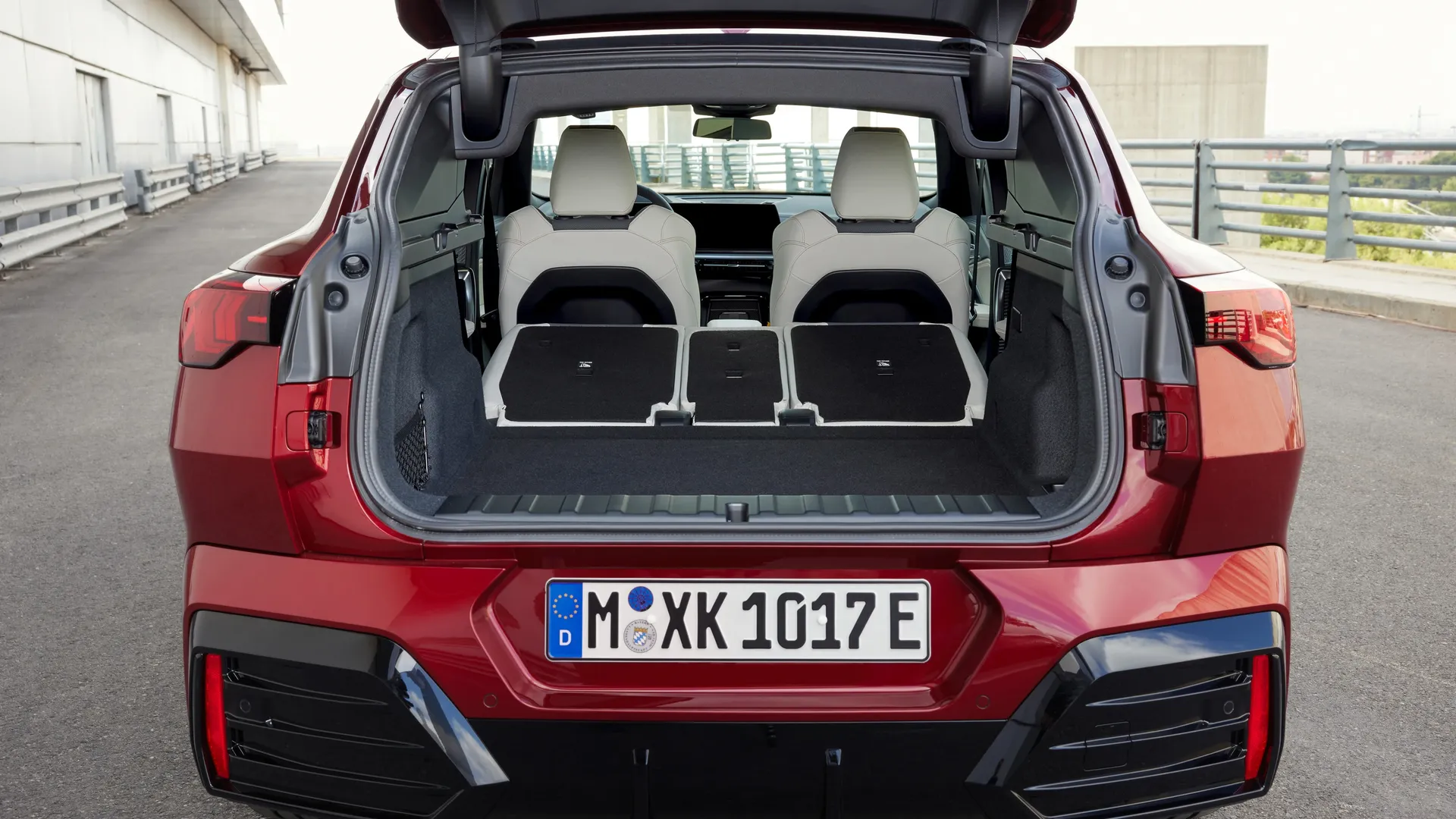 BMW iX2 eDrive20