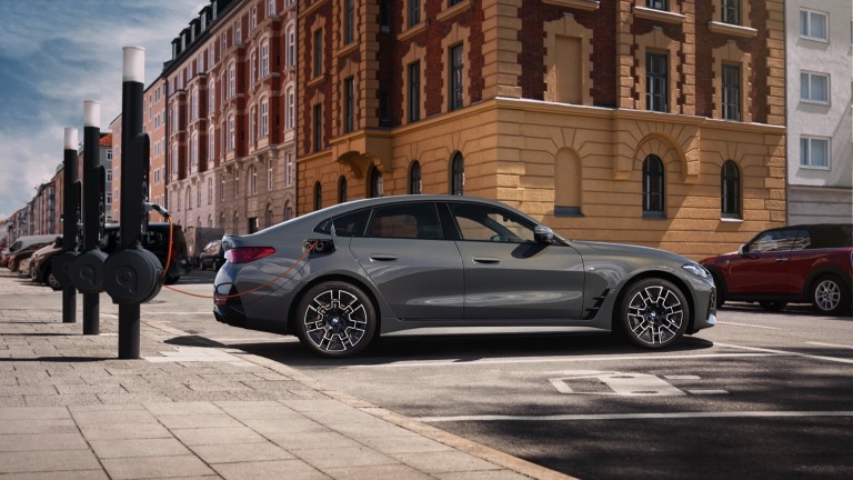 BMW i4 eDrive35