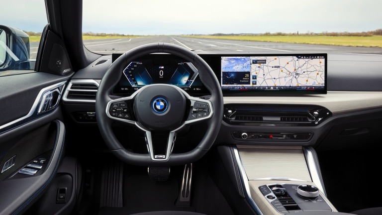 BMW i4 eDrive35
