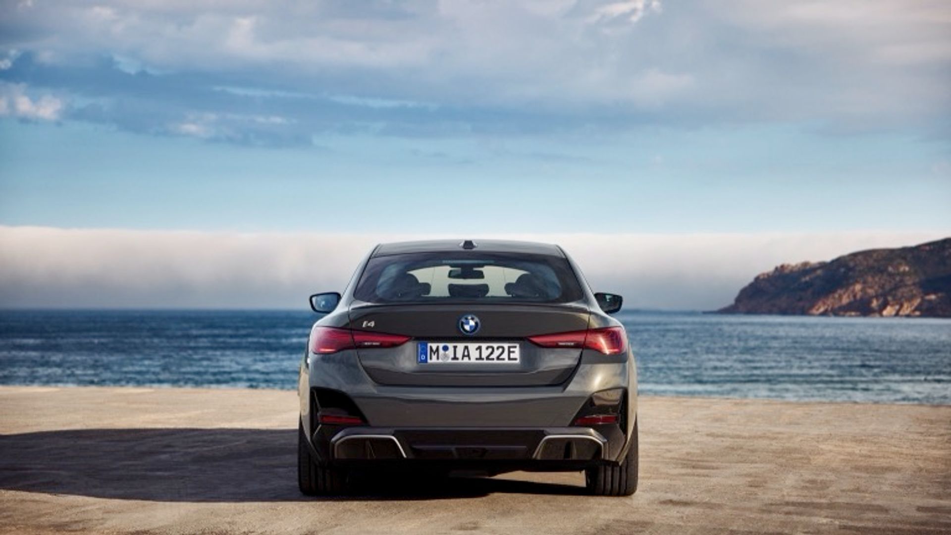 BMW i4 eDrive35